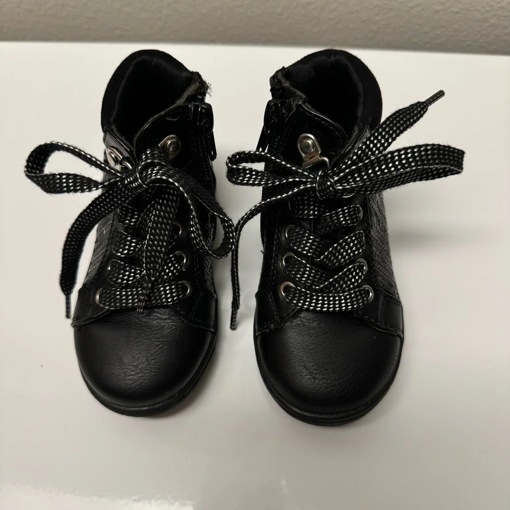 NWOT Rachel Shoes Sequin Toddler Girl Booties Size 6 6M Metallic Black